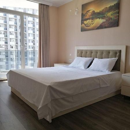 Appartamento City Centre Batumi Esterno foto