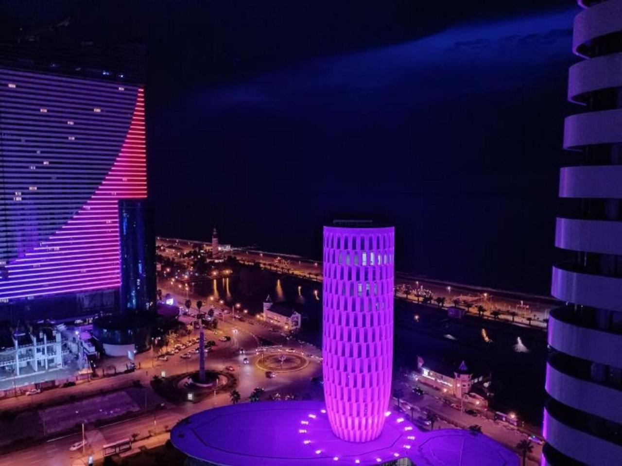 Appartamento City Centre Batumi Esterno foto