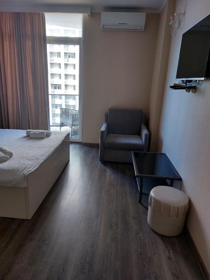 Appartamento City Centre Batumi Esterno foto