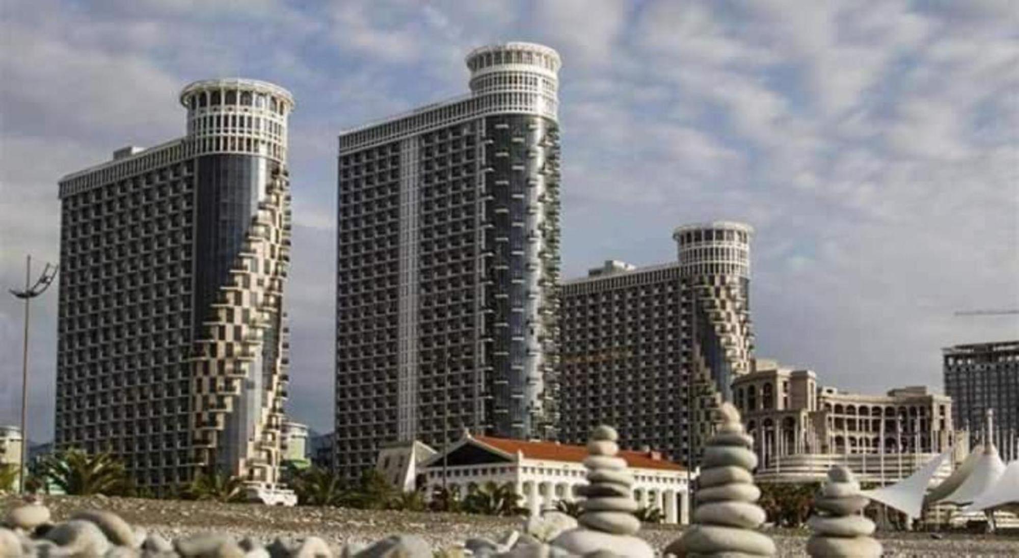 Appartamento City Centre Batumi Esterno foto